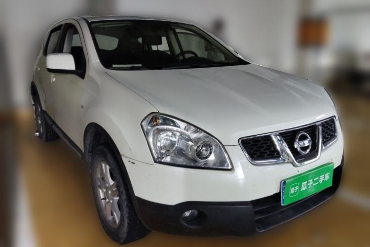 Used Nissan Qashqai 2012 2.0 XL Fire CVT 2WD Front Right 45 Deg