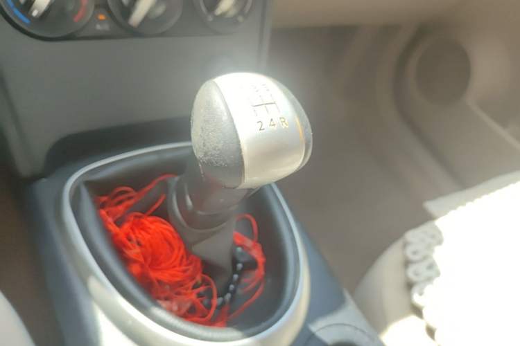 Used Nissan Qashqai 2012 1.6XE Wind 5MT 2WD Gear Lever