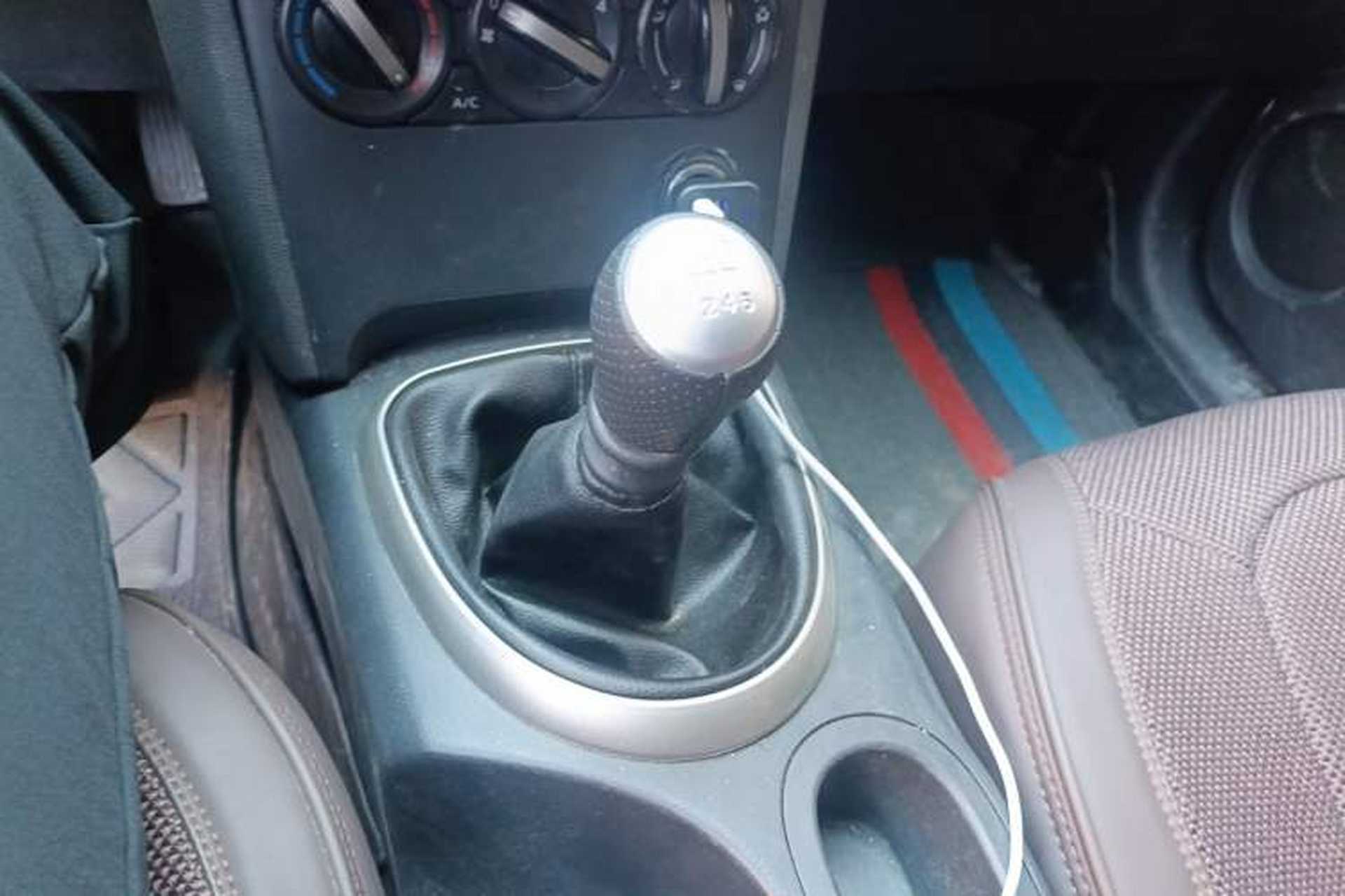 Used Nissan Qashqai 2012 2.0 XL Fire 6MT 2WD Gear Lever