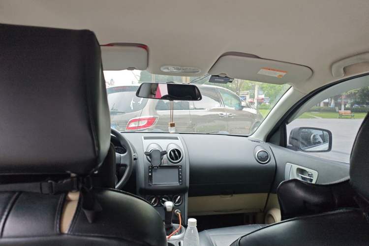 Used Nissan Qashqai 2012 1.6XE Wind 5MT 2WD Headliner