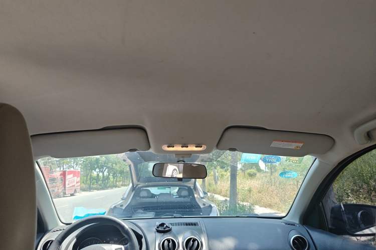 Used Nissan Qashqai 2012 2.0 XL Fire CVT 2WD Headliner