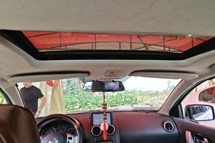 Used Nissan Qashqai 2012 2.0 XV LE CVT 2WD Headliner
