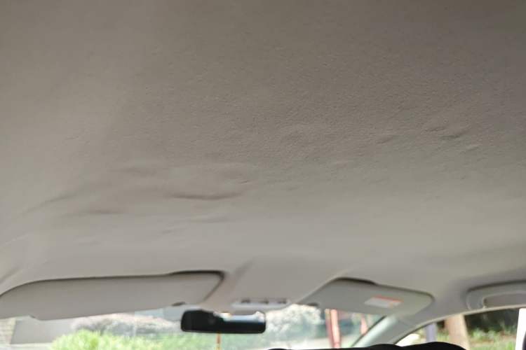Used Nissan Qashqai 2012 2.0 XL Fire CVT 2WD Headliner