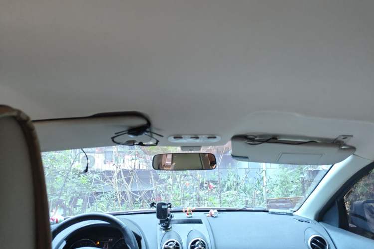 Used Nissan Qashqai 2012 2.0 XL Fire CVT 2WD Headliner