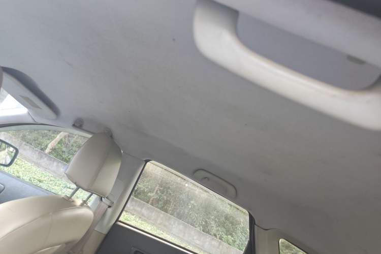 Used Nissan Qashqai 2012 1.6XE Wind 5MT 2WD Headliner