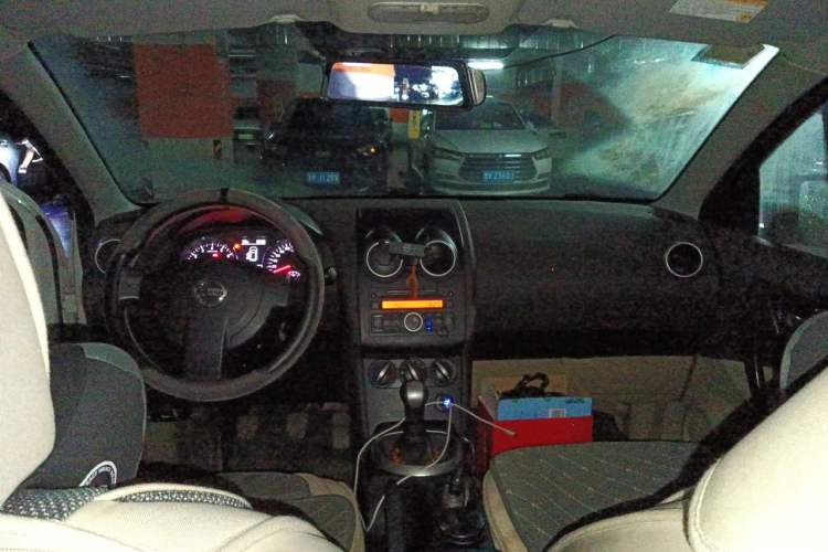 Used Nissan Qashqai 2012 1.6XE Wind 5MT 2WD Headliner