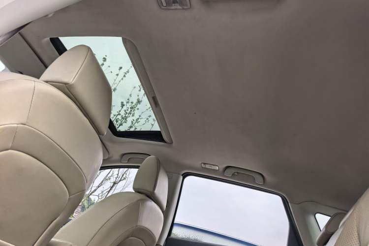 Used Nissan Qashqai 2012 2.0 XV LE CVT 2WD Headliner