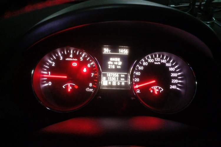 Used Nissan Qashqai 2012 2.0 XL Fire CVT 2WD Instrument Cluster