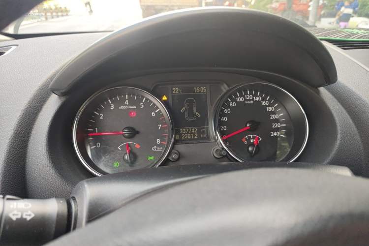 Used Nissan Qashqai 2012 2.0 XL Fire 6MT 2WD Instrument Cluster