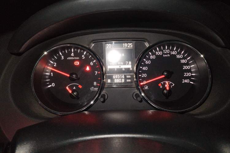 Used Nissan Qashqai 2012 2.0 XL Fire 6MT 2WD Instrument Cluster