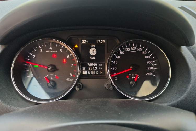 Used Nissan Qashqai 2012 2.0 XL Fire CVT 2WD Instrument Cluster