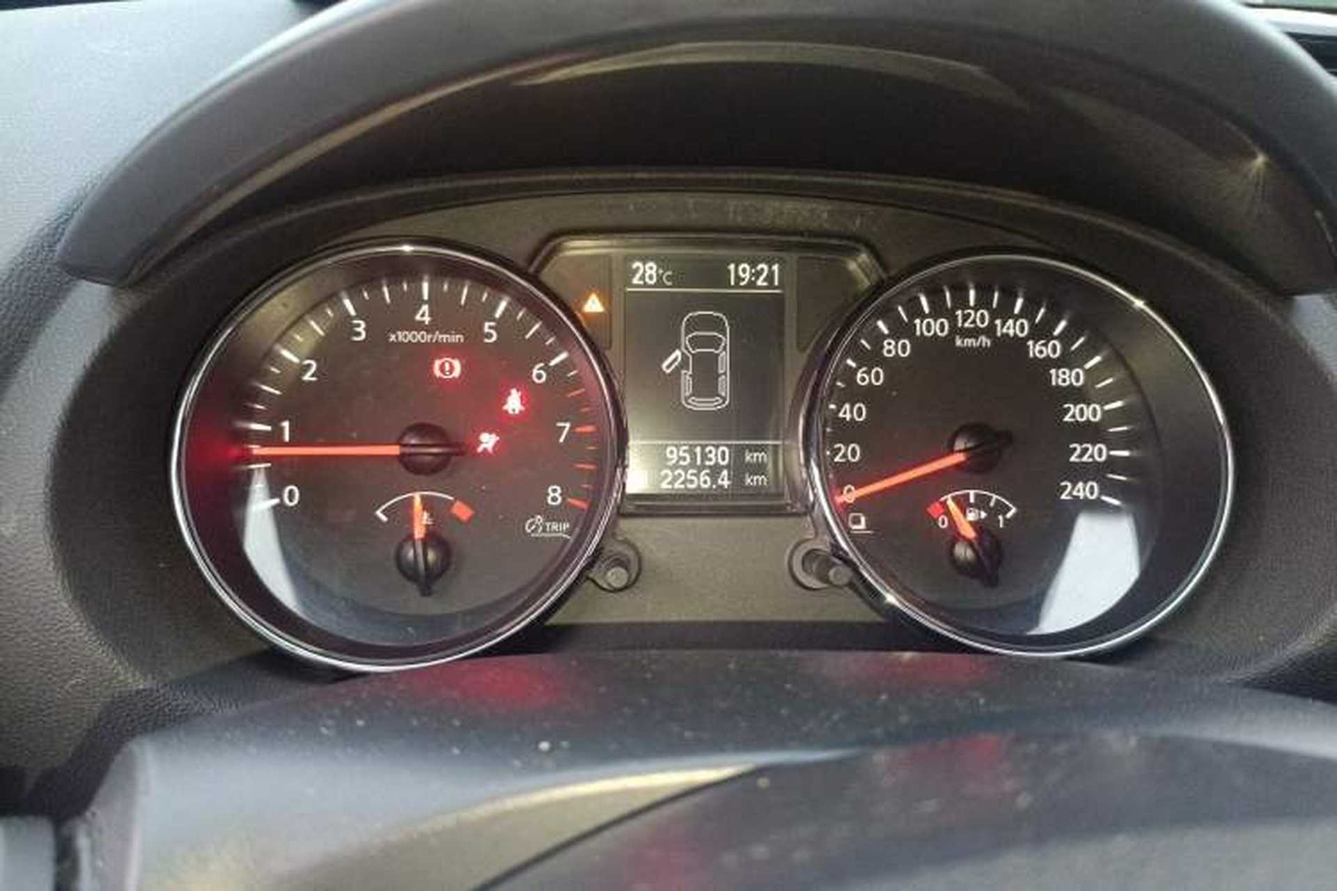 Used Nissan Qashqai 2012 2.0 XL Fire 6MT 2WD Instrument Cluster