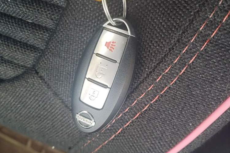 Used Nissan Qashqai 2012 2.0 XL Fire CVT 2WD Interior 1