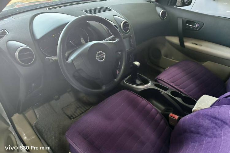Used Nissan Qashqai 2012 1.6XE Wind 5MT 2WD Interior 1