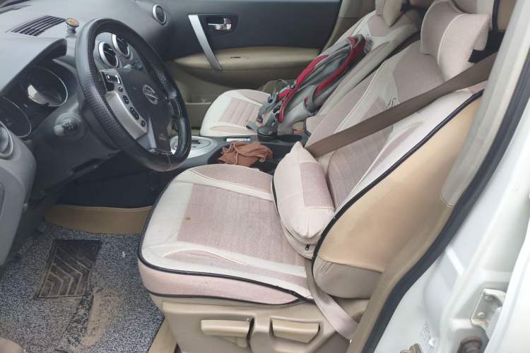 Used Nissan Qashqai 2012 2.0 XL Fire CVT 2WD Left Front Seat