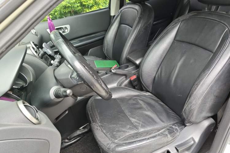 Used Nissan Qashqai 2012 2.0 XL Fire CVT 2WD Left Front Seat