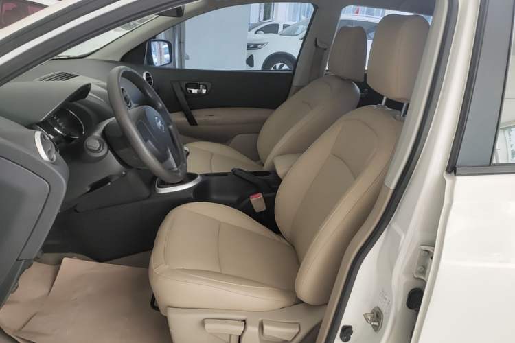 Used Nissan Qashqai 2012 1.6XE Wind 5MT 2WD Left Front Seat