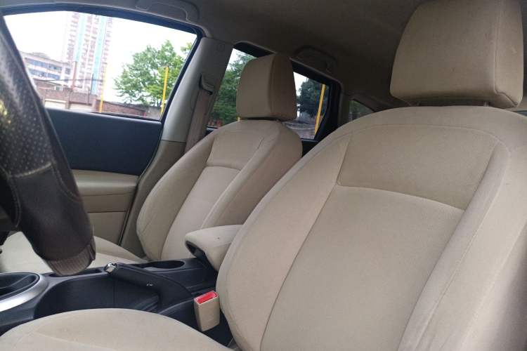 Used Nissan Qashqai 2012 2.0 XL Fire 6MT 2WD Left Front Seat