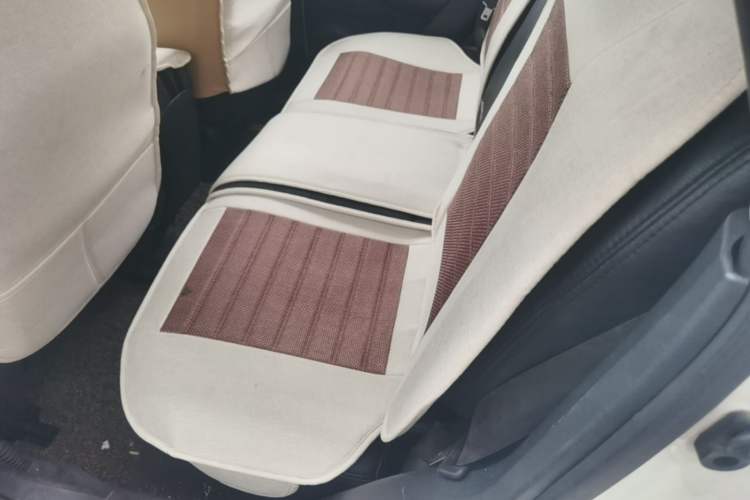 Used Nissan Qashqai 2012 2.0 XL Fire CVT 2WD Left Rear Seat