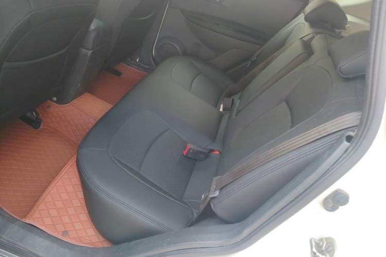 Used Nissan Qashqai 2012 2.0 XL Fire CVT 2WD Left Rear Seat