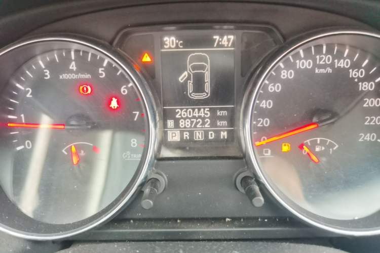 Used Nissan Qashqai 2012 2.0 XL Fire CVT 2WD Odometer Close Up