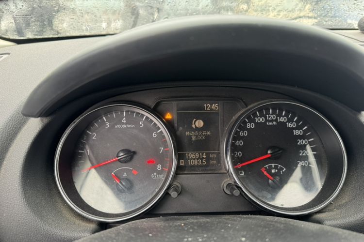 Used Nissan Qashqai 2012 2.0 XL Fire 6MT 2WD Odometer Close Up