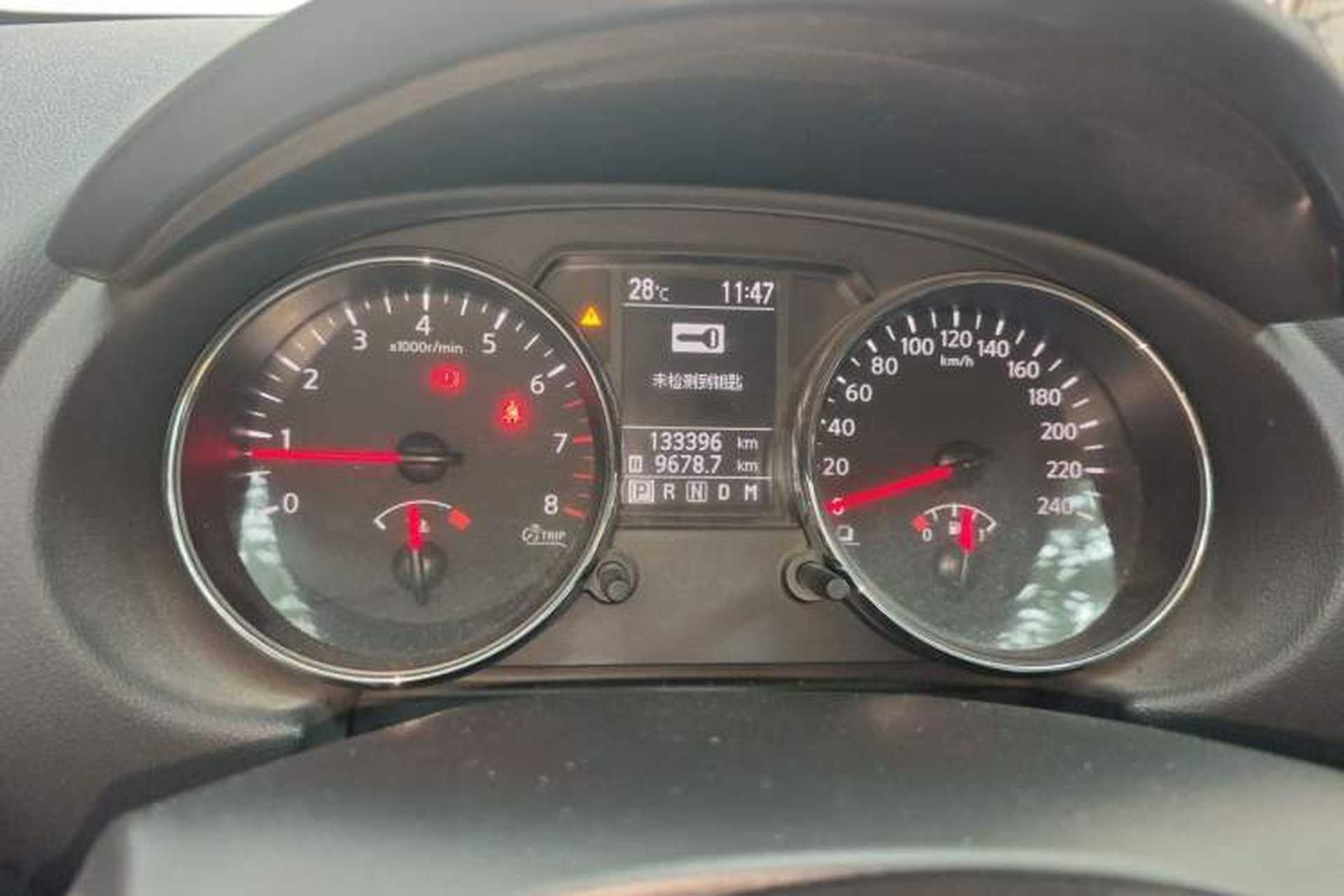 Used Nissan Qashqai 2012 2.0 XL Fire CVT 2WD Odometer Close Up