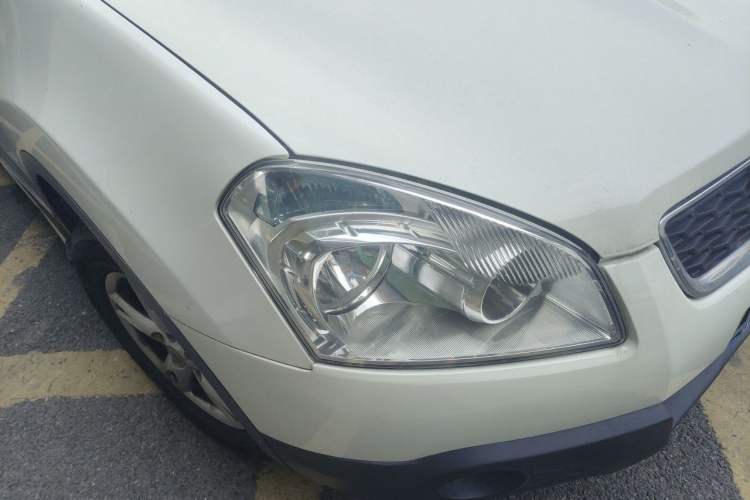 Used Nissan Qashqai 2012 2.0 XL Fire CVT 2WD Right Front Headlight