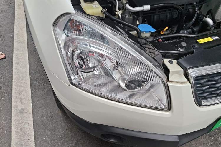 Used Nissan Qashqai 2012 1.6XE Wind 5MT 2WD Right Front Headlight