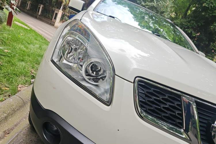 Used Nissan Qashqai 2012 2.0 XL Fire CVT 2WD Right Front Headlight