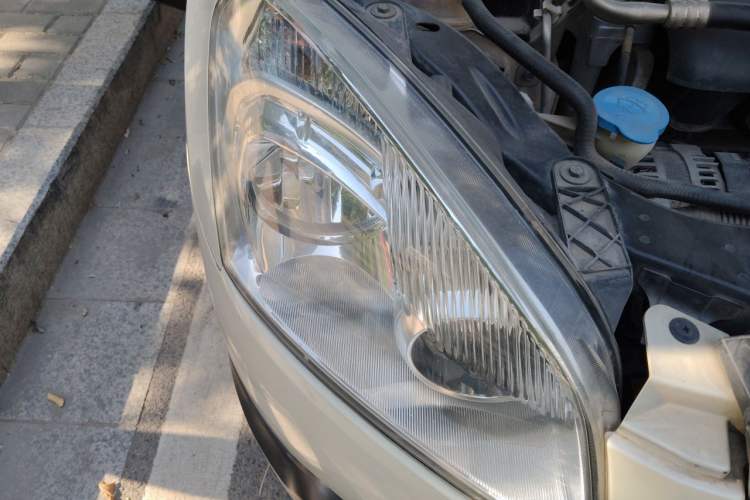 Used Nissan Qashqai 2012 2.0 XV LE CVT 2WD Right Front Headlight