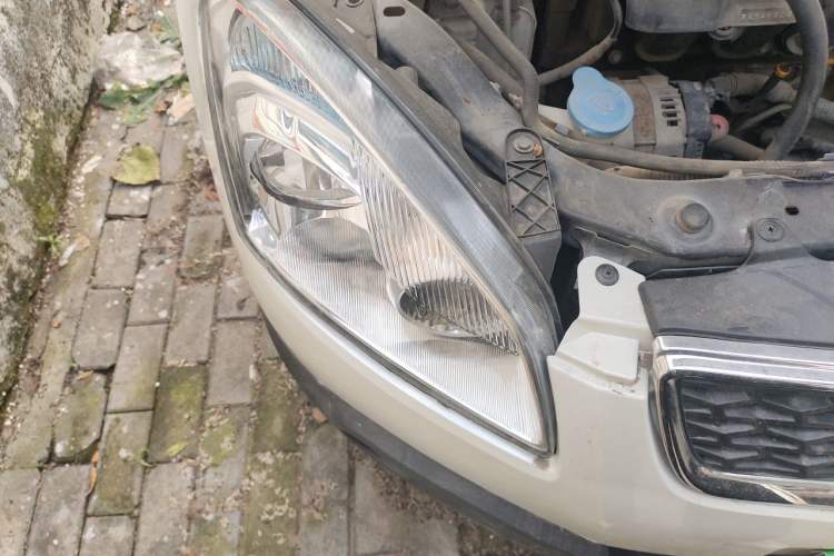 Used Nissan Qashqai 2012 2.0 XV LE CVT 2WD Right Front Headlight
