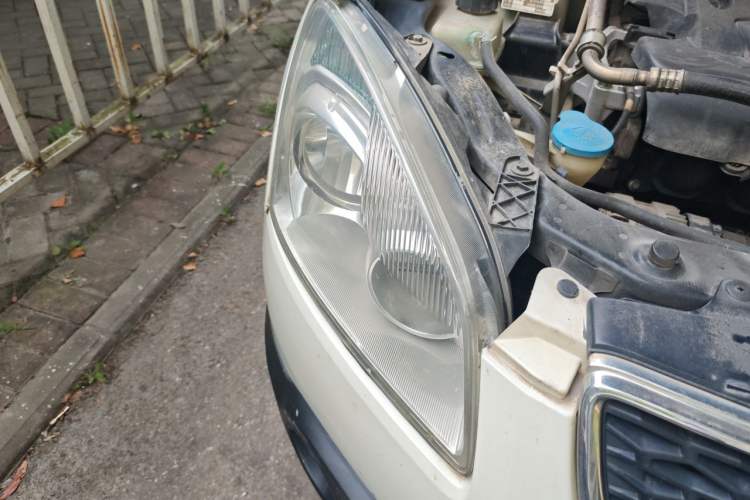 Used Nissan Qashqai 2012 2.0 XL Fire CVT 2WD Right Front Headlight