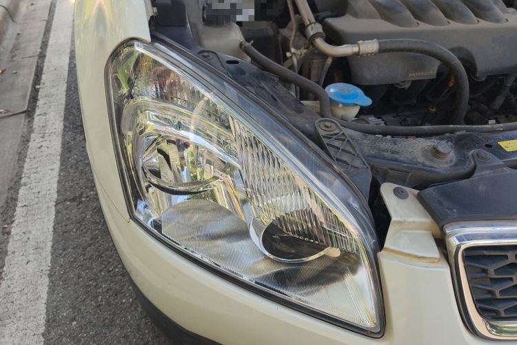 Used Nissan Qashqai 2012 2.0 XL Fire CVT 2WD Right Front Headlight