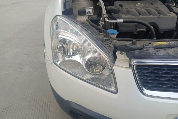 Used Nissan Qashqai 2012 2.0 XL Fire 6MT 2WD Right Front Headlight