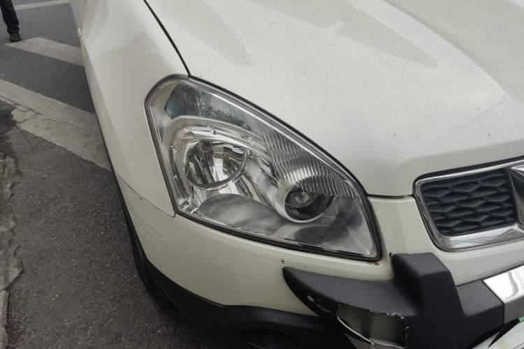 Used Nissan Qashqai 2012 2.0 XL Fire CVT 2WD Right Front Headlight