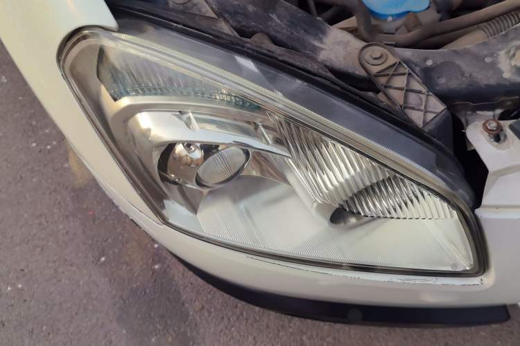 Used Nissan Qashqai 2012 2.0 XV LE CVT 2WD Right Front Headlight