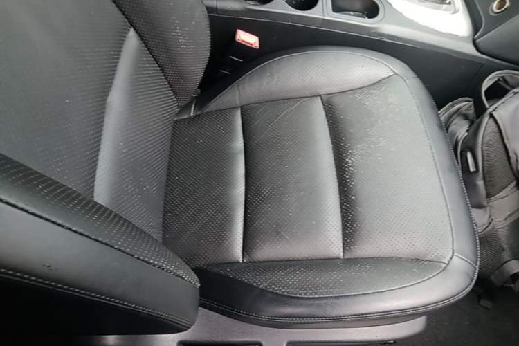 Used Nissan Qashqai 2012 2.0 XV LE CVT 2WD Right Front Seat