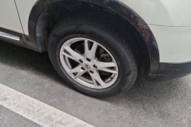 Used Nissan Qashqai 2012 1.6XE Wind 5MT 2WD Right Front Wheel Hub