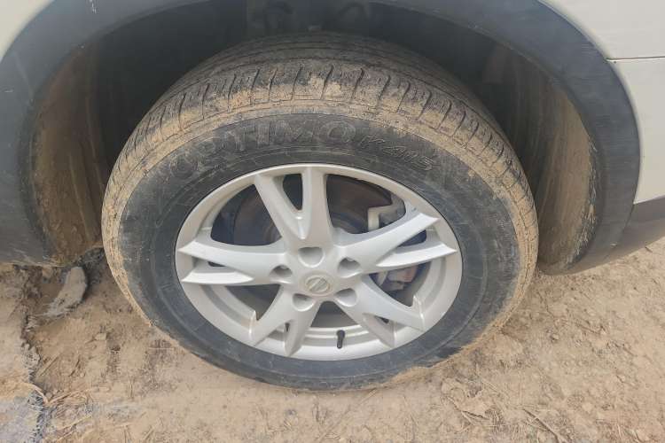 Used Nissan Qashqai 2012 1.6XE Wind 5MT 2WD Right Front Wheel Hub