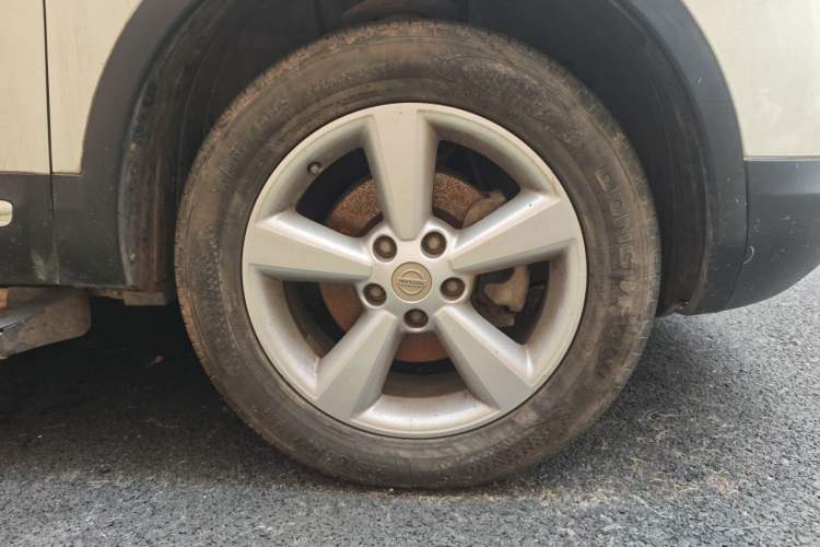 Used Nissan Qashqai 2012 2.0 XV LE CVT 2WD Right Front Wheel Hub