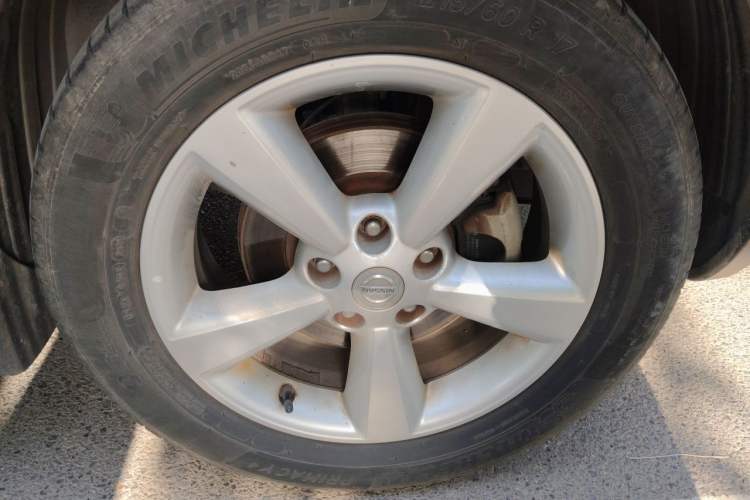 Used Nissan Qashqai 2012 2.0 XV LE CVT 2WD Right Front Wheel Hub