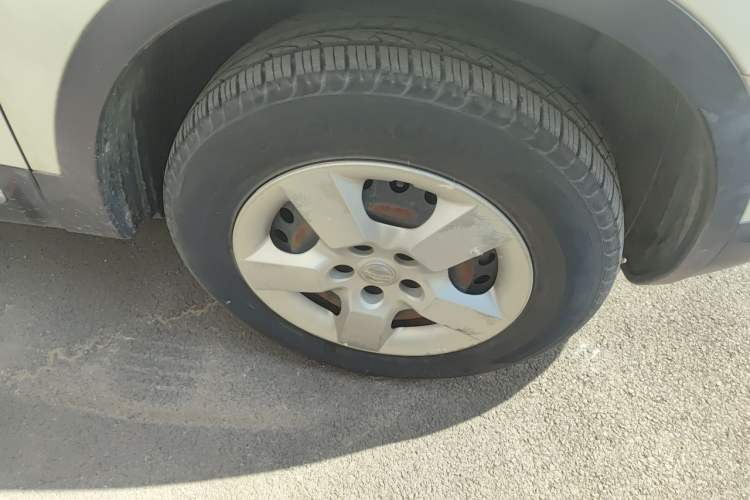 Used Nissan Qashqai 2012 1.6XE Wind 5MT 2WD Right Front Wheel Hub