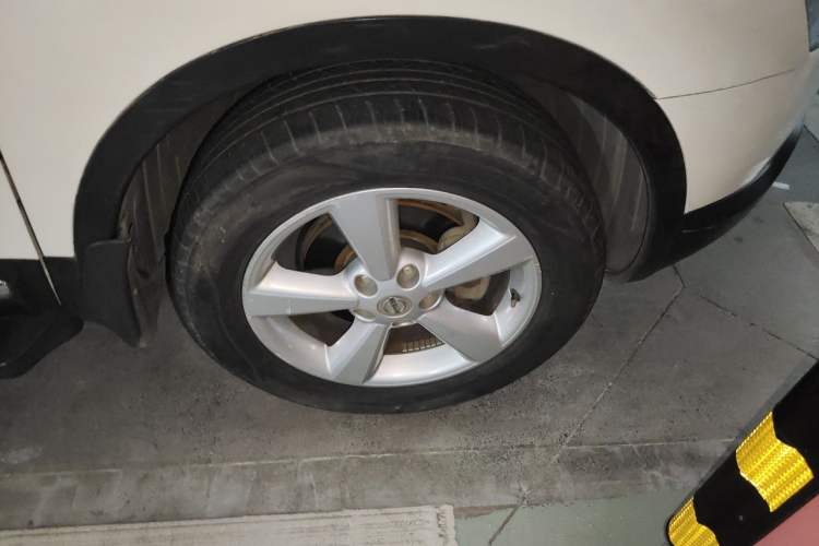 Used Nissan Qashqai 2012 2.0 XV LE CVT 2WD Right Front Wheel Hub
