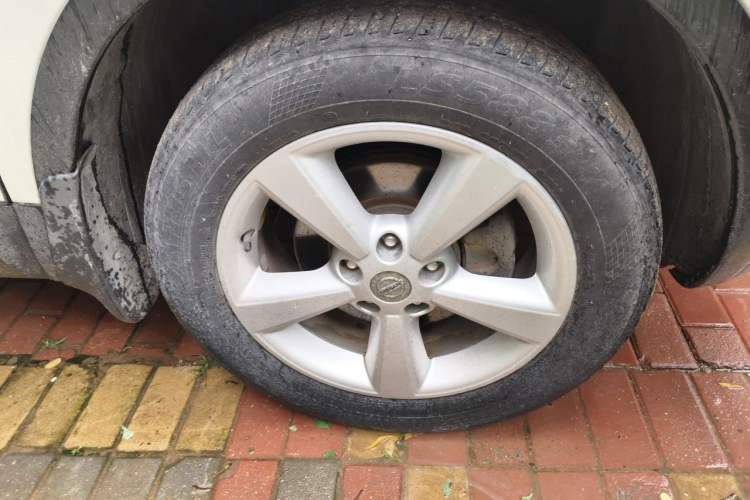 Used Nissan Qashqai 2012 2.0 XV LE CVT 2WD Right Front Wheel Hub