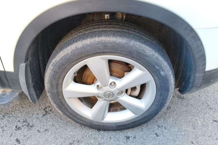 Used Nissan Qashqai 2012 2.0 XV LE CVT 2WD Right Front Wheel Hub