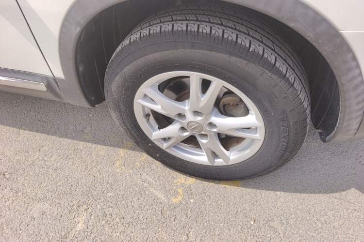 Used Nissan Qashqai 2012 1.6XE Wind 5MT 2WD Right Front Wheel Hub