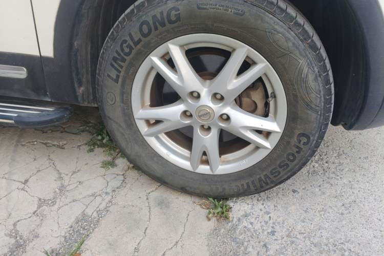 Used Nissan Qashqai 2012 2.0 XL Fire CVT 2WD Right Front Wheel Hub