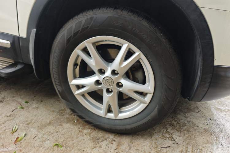 Used Nissan Qashqai 2012 2.0 XL Fire CVT 2WD Right Front Wheel Hub