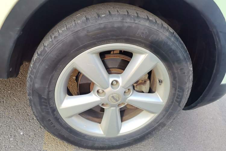 Used Nissan Qashqai 2012 2.0 XV LE CVT 2WD Right Front Wheel Hub